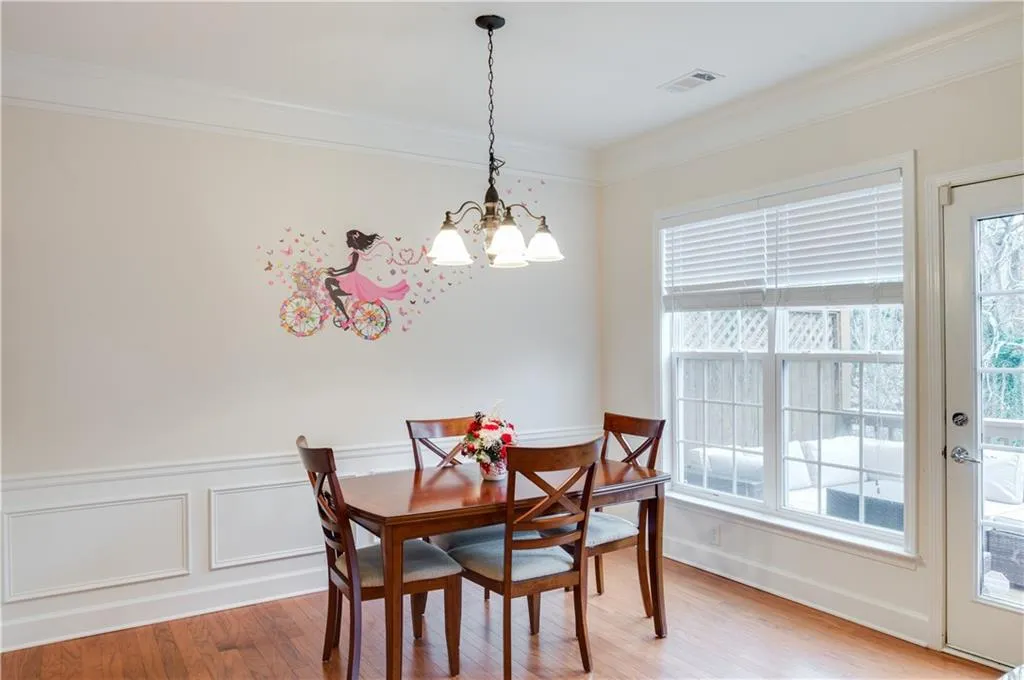 2250 Limehurst Drive Ne, Brookhaven, Georgia 30319, 3 Bedrooms Bedrooms, ,3 BathroomsBathrooms,Residential,Sold,2250 Limehurst Drive Ne,5787102