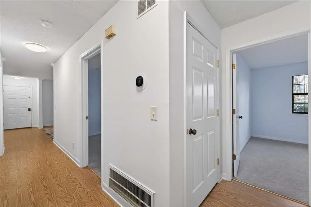 201 Barrington Hills Drive, Atlanta, Georgia 30350, 3 Bedrooms Bedrooms, ,2 BathroomsBathrooms,Residential,For Sale,201 Barrington Hills Drive,7715323