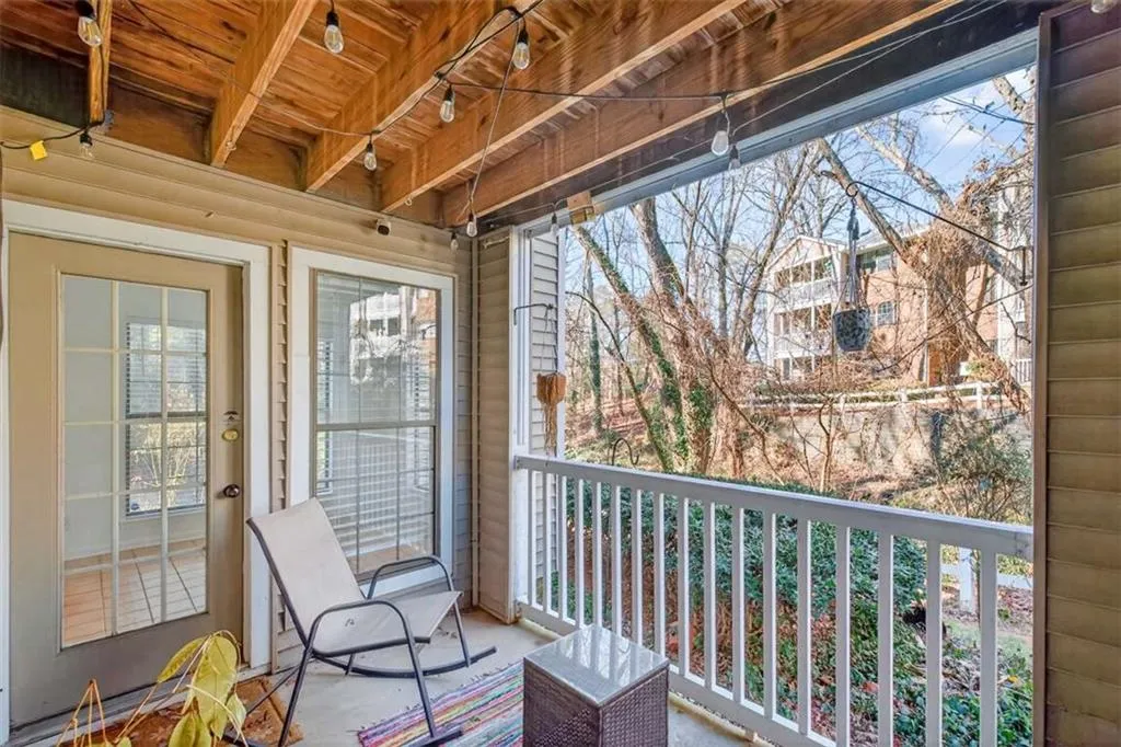 201 Barrington Hills Drive, Atlanta, Georgia 30350, 3 Bedrooms Bedrooms, ,2 BathroomsBathrooms,Residential,For Sale,201 Barrington Hills Drive,7715323