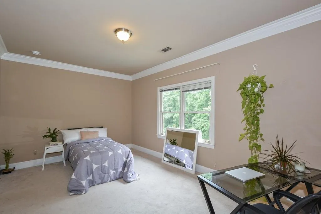 3060 Spalding Drive, Atlanta, Georgia 30350, 6 Bedrooms Bedrooms, ,4 BathroomsBathrooms,Residential,Sold,3060 Spalding Drive,6553345