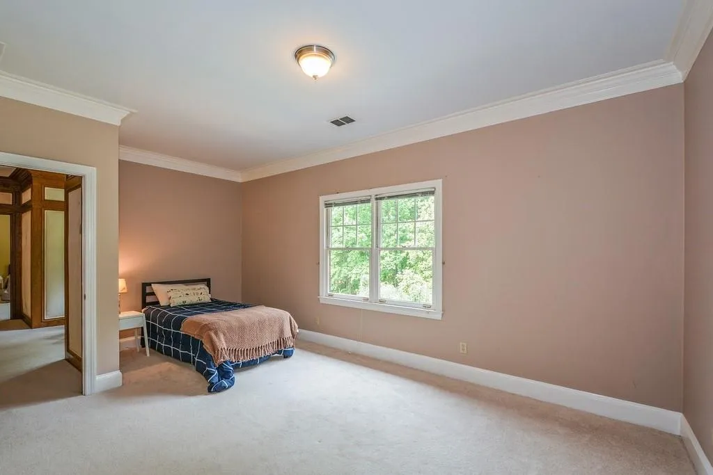 3060 Spalding Drive, Atlanta, Georgia 30350, 6 Bedrooms Bedrooms, ,4 BathroomsBathrooms,Residential,Sold,3060 Spalding Drive,6553345