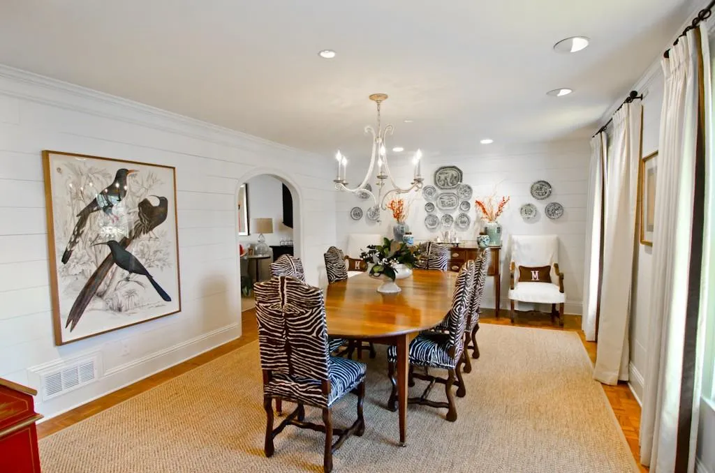 4245 Glengary Court Ne, Atlanta, Georgia 30342, 5 Bedrooms Bedrooms, ,3 BathroomsBathrooms,Residential,Sold,4245 Glengary Court Ne,5642956
