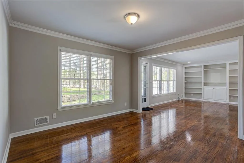 7150 Dunhill Terrace, Atlanta, Georgia 30328, 4 Bedrooms Bedrooms, ,3 BathroomsBathrooms,Residential,Sold,7150 Dunhill Terrace,7363607