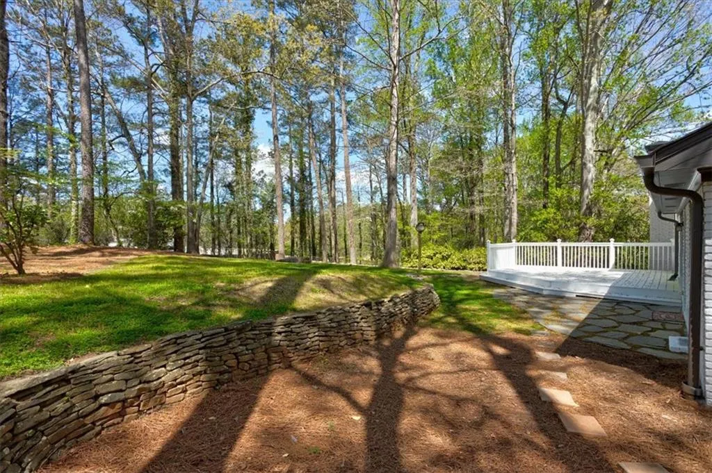 7150 Dunhill Terrace, Atlanta, Georgia 30328, 4 Bedrooms Bedrooms, ,3 BathroomsBathrooms,Residential,Sold,7150 Dunhill Terrace,7363607