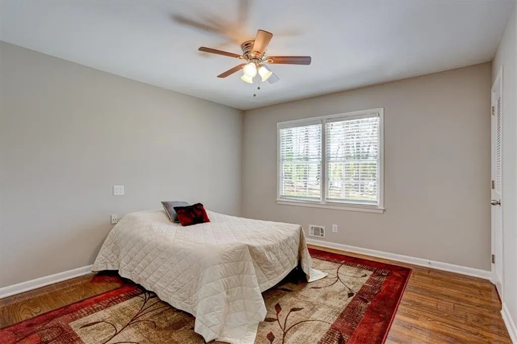 7150 Dunhill Terrace, Atlanta, Georgia 30328, 4 Bedrooms Bedrooms, ,3 BathroomsBathrooms,Residential,Sold,7150 Dunhill Terrace,7363607