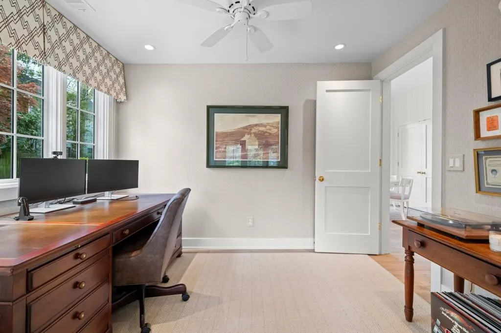 1837 Walthall Drive Nw, Atlanta, Georgia 30318, 4 Bedrooms Bedrooms, 0 ,3 BathroomsBathrooms,Residential,For Sale,1837 Walthall Drive Nw,7740967
