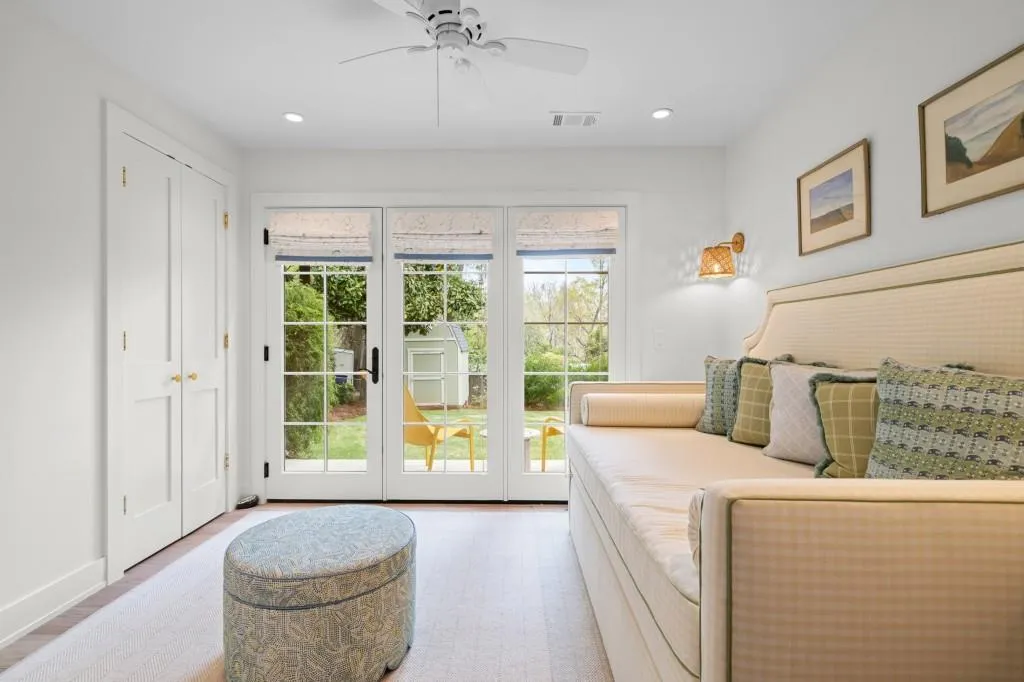 1837 Walthall Drive Nw, Atlanta, Georgia 30318, 4 Bedrooms Bedrooms, 0 ,3 BathroomsBathrooms,Residential,For Sale,1837 Walthall Drive Nw,7740967