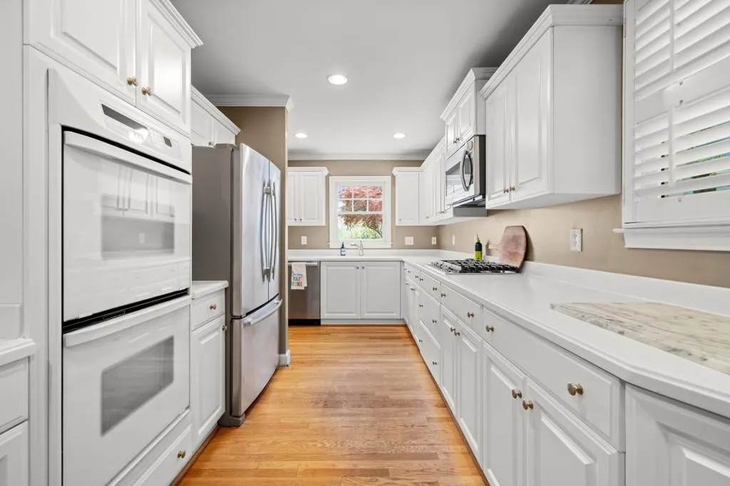 1837 Walthall Drive Nw, Atlanta, Georgia 30318, 4 Bedrooms Bedrooms, 0 ,3 BathroomsBathrooms,Residential,For Sale,1837 Walthall Drive Nw,7740967