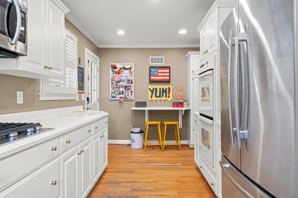 1837 Walthall Drive Nw, Atlanta, Georgia 30318, 4 Bedrooms Bedrooms, 0 ,3 BathroomsBathrooms,Residential,For Sale,1837 Walthall Drive Nw,7740967