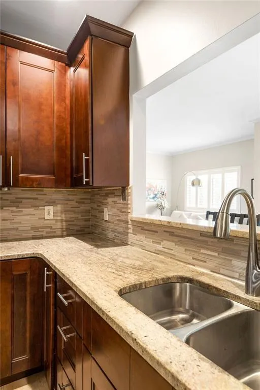 67 25th Street Nw Unit 5, Atlanta, Georgia 30309, 2 Bedrooms Bedrooms, ,2 BathroomsBathrooms,Residential,For Sale,67 25th Street Nw Unit 5,7666316