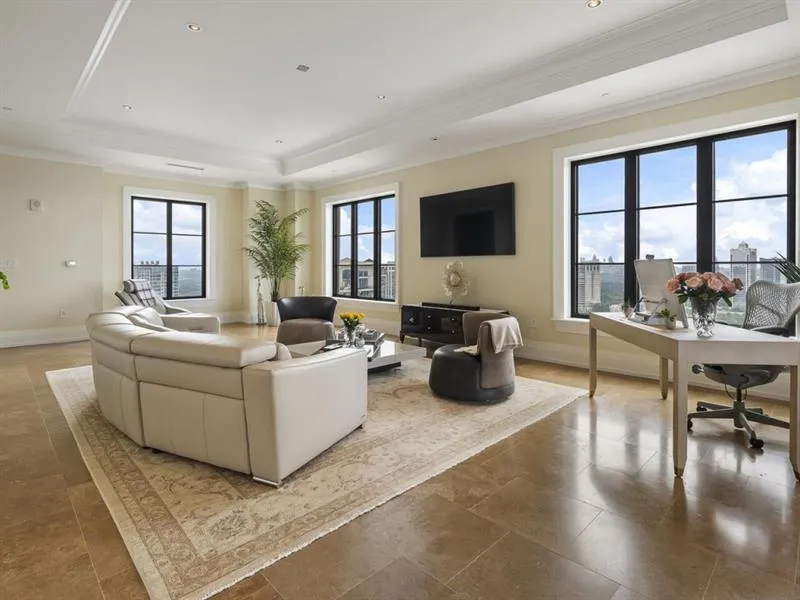 88 W Paces Ferry Unit 2230, Atlanta, Georgia 30305, 2 Bedrooms Bedrooms, ,2 BathroomsBathrooms,Residential,For Sale,88 W Paces Ferry Unit 2230,7570299
