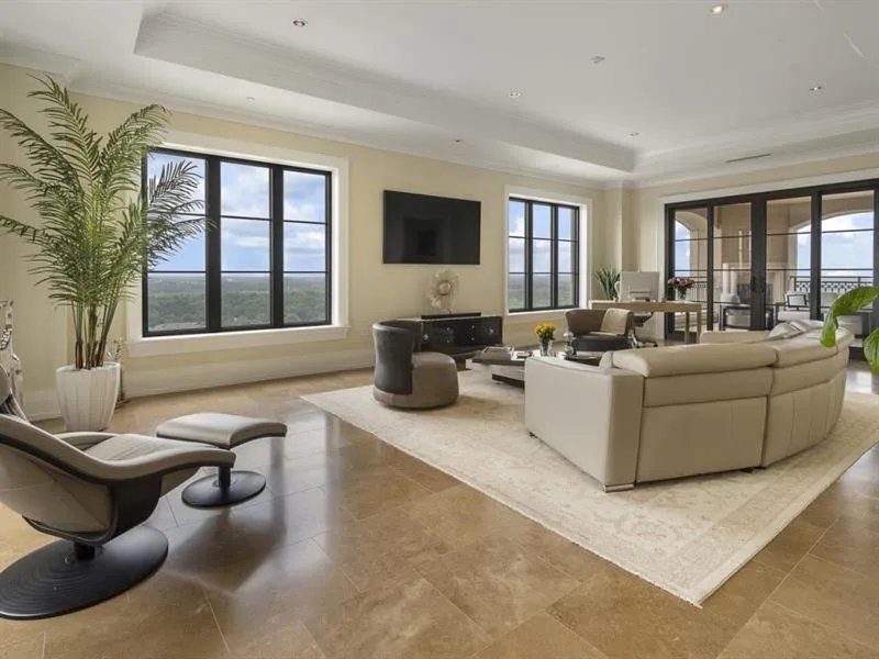 88 W Paces Ferry Unit 2230, Atlanta, Georgia 30305, 2 Bedrooms Bedrooms, ,2 BathroomsBathrooms,Residential,For Sale,88 W Paces Ferry Unit 2230,7570299