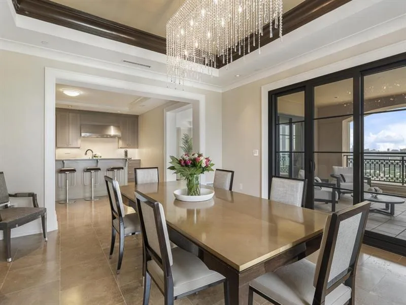 88 W Paces Ferry Unit 2230, Atlanta, Georgia 30305, 2 Bedrooms Bedrooms, ,2 BathroomsBathrooms,Residential,For Sale,88 W Paces Ferry Unit 2230,7570299