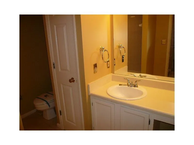 905 Garden Court Unit 905, Atlanta, Georgia 30328, 2 Bedrooms Bedrooms, ,2 BathroomsBathrooms,Residential,Sold,905 Garden Court Unit 905,5621492