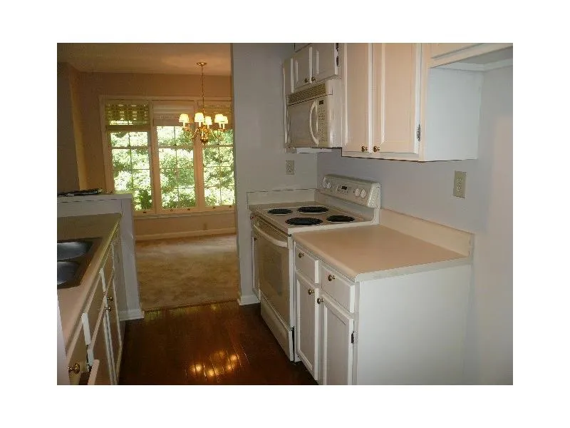 905 Garden Court Unit 905, Atlanta, Georgia 30328, 2 Bedrooms Bedrooms, ,2 BathroomsBathrooms,Residential,Sold,905 Garden Court Unit 905,5621492