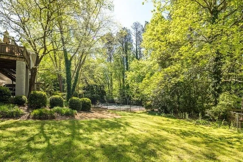 7520 Chaparral Drive, Atlanta, Georgia 30350, 6 Bedrooms Bedrooms, ,4 BathroomsBathrooms,Residential,Sold,7520 Chaparral Drive,5999178