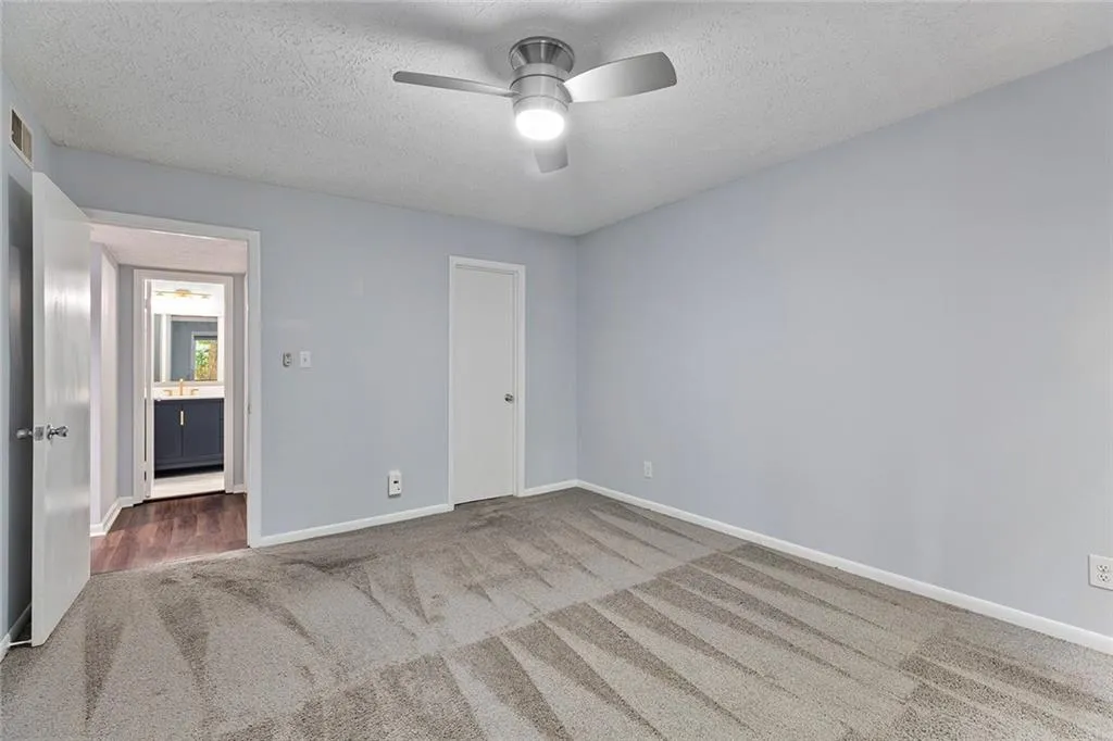 5141 Roswell Road Unit 1, Atlanta, Georgia 30342, 2 Bedrooms Bedrooms, ,1 BathroomBathrooms,Residential,Sold,5141 Roswell Road Unit 1,7434089