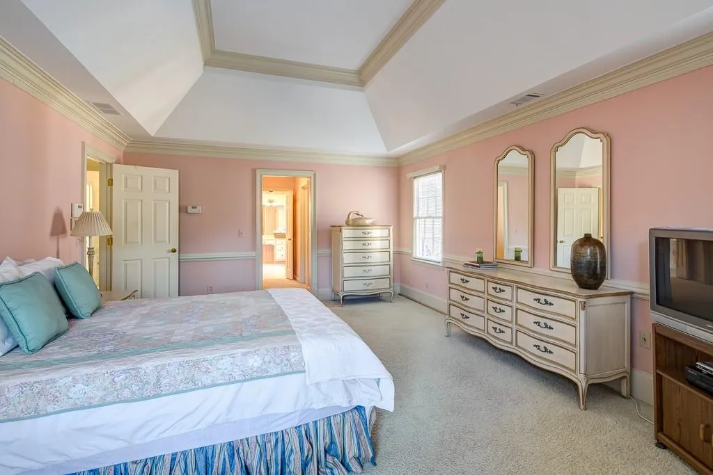 1540 Bakers Glen Drive, Sandy Springs, Georgia 30350, 5 Bedrooms Bedrooms, ,4 BathroomsBathrooms,Residential,Sold,1540 Bakers Glen Drive,5943442