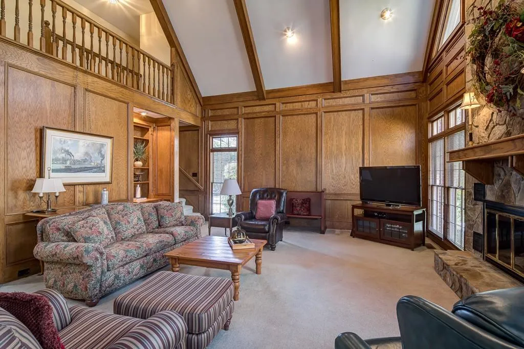 1540 Bakers Glen Drive, Sandy Springs, Georgia 30350, 5 Bedrooms Bedrooms, ,4 BathroomsBathrooms,Residential,Sold,1540 Bakers Glen Drive,5943442