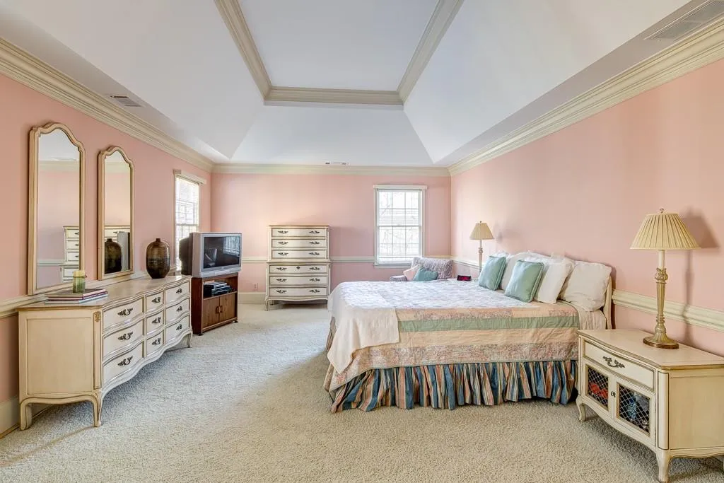 1540 Bakers Glen Drive, Sandy Springs, Georgia 30350, 5 Bedrooms Bedrooms, ,4 BathroomsBathrooms,Residential,Sold,1540 Bakers Glen Drive,5943442