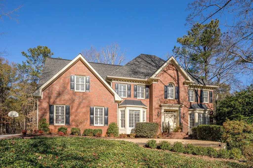 1540 Bakers Glen Drive, Sandy Springs, Georgia 30350, 5 Bedrooms Bedrooms, ,4 BathroomsBathrooms,Residential,Sold,1540 Bakers Glen Drive,5943442