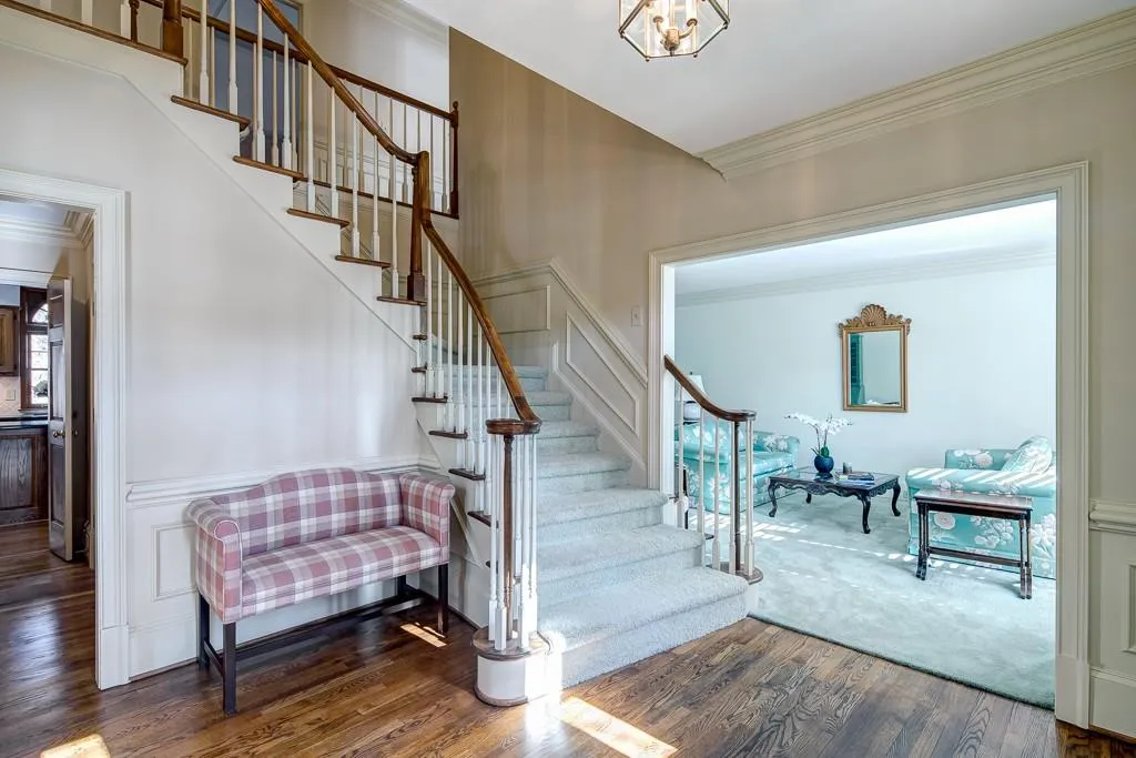 1540 Bakers Glen Drive, Sandy Springs, Georgia 30350, 5 Bedrooms Bedrooms, ,4 BathroomsBathrooms,Residential,Sold,1540 Bakers Glen Drive,5943442