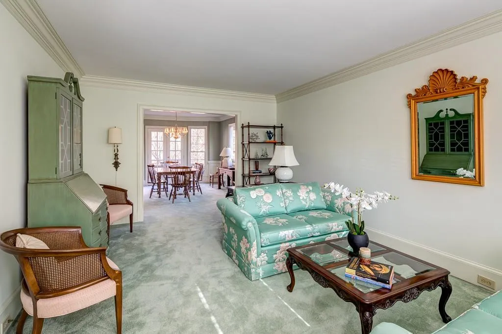 1540 Bakers Glen Drive, Sandy Springs, Georgia 30350, 5 Bedrooms Bedrooms, ,4 BathroomsBathrooms,Residential,Sold,1540 Bakers Glen Drive,5943442