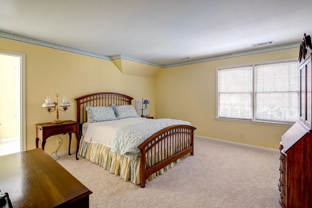 1540 Bakers Glen Drive, Sandy Springs, Georgia 30350, 5 Bedrooms Bedrooms, ,4 BathroomsBathrooms,Residential,Sold,1540 Bakers Glen Drive,5943442