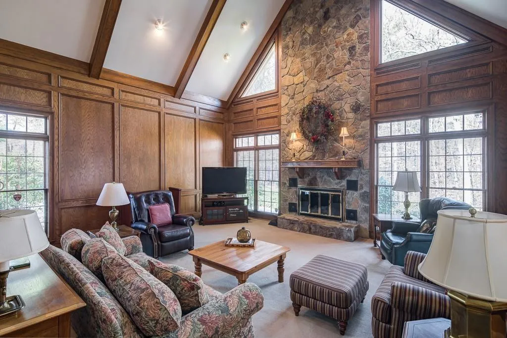 1540 Bakers Glen Drive, Sandy Springs, Georgia 30350, 5 Bedrooms Bedrooms, ,4 BathroomsBathrooms,Residential,Sold,1540 Bakers Glen Drive,5943442