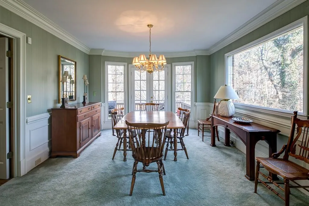 1540 Bakers Glen Drive, Sandy Springs, Georgia 30350, 5 Bedrooms Bedrooms, ,4 BathroomsBathrooms,Residential,Sold,1540 Bakers Glen Drive,5943442