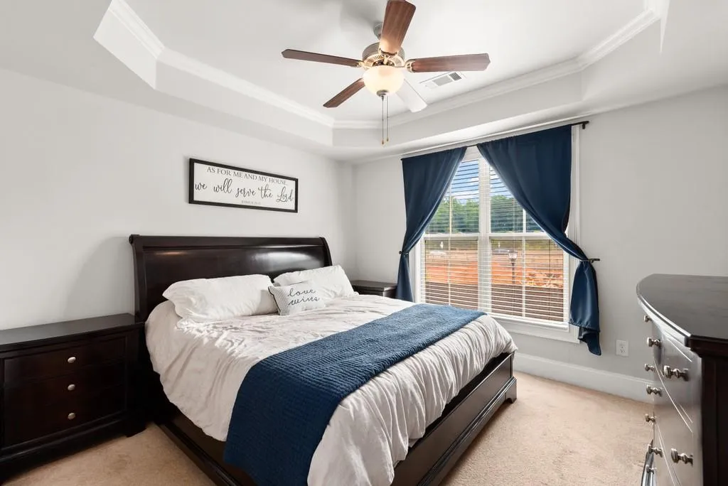 859 Perennial Drive, Atlanta, Georgia 30328, 2 Bedrooms Bedrooms, ,2 BathroomsBathrooms,Residential,Sold,859 Perennial Drive,6829645