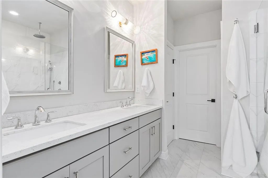 255 Franklin Road, Atlanta, Georgia 30342, 3 Bedrooms Bedrooms, ,3 BathroomsBathrooms,Residential,Sold,255 Franklin Road,7208281