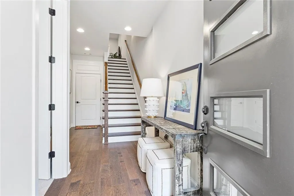 255 Franklin Road, Atlanta, Georgia 30342, 3 Bedrooms Bedrooms, ,3 BathroomsBathrooms,Residential,Sold,255 Franklin Road,7208281