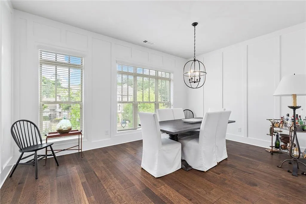 255 Franklin Road, Atlanta, Georgia 30342, 3 Bedrooms Bedrooms, ,3 BathroomsBathrooms,Residential,Sold,255 Franklin Road,7208281