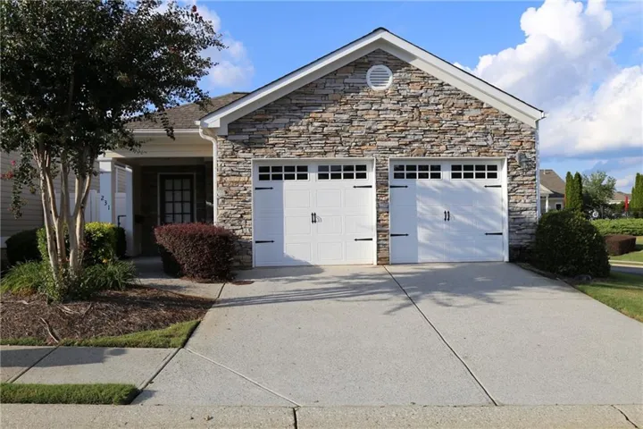 231 Abercorn Way, Woodstock, Georgia 30188