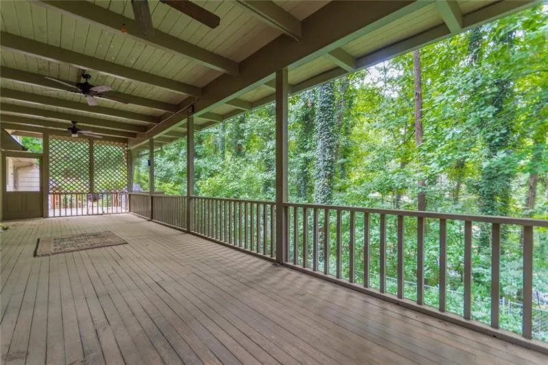 120 River North Drive, Sandy Springs, Georgia 30328, 6 Bedrooms Bedrooms, ,4 BathroomsBathrooms,Residential,Sold,120 River North Drive,6591108