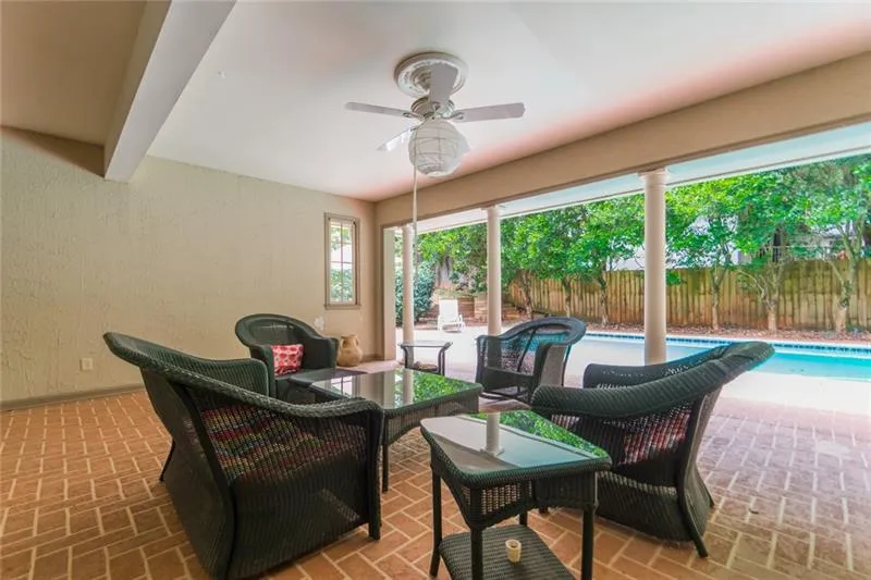 120 River North Drive, Sandy Springs, Georgia 30328, 6 Bedrooms Bedrooms, ,4 BathroomsBathrooms,Residential,Sold,120 River North Drive,6591108