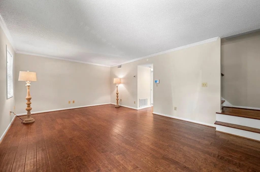 6900 Roswell Road Road Unit G3, Atlanta, Georgia 30328, 3 Bedrooms Bedrooms, ,2 BathroomsBathrooms,Residential,Sold,6900 Roswell Road Road Unit G3,7099372