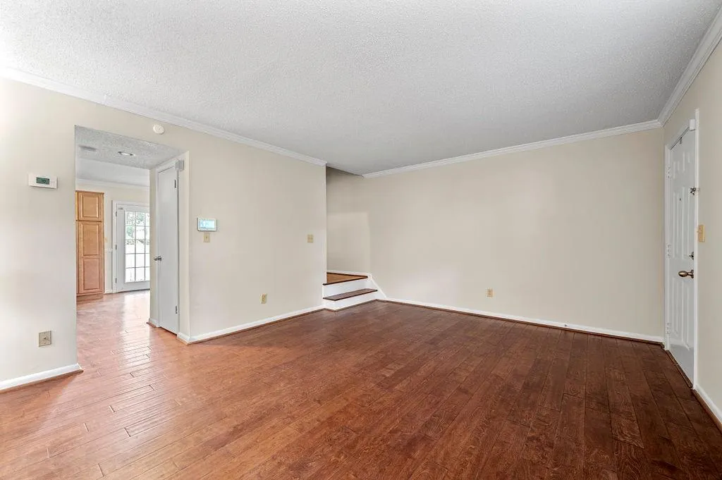 6900 Roswell Road Road Unit G3, Atlanta, Georgia 30328, 3 Bedrooms Bedrooms, ,2 BathroomsBathrooms,Residential,Sold,6900 Roswell Road Road Unit G3,7099372