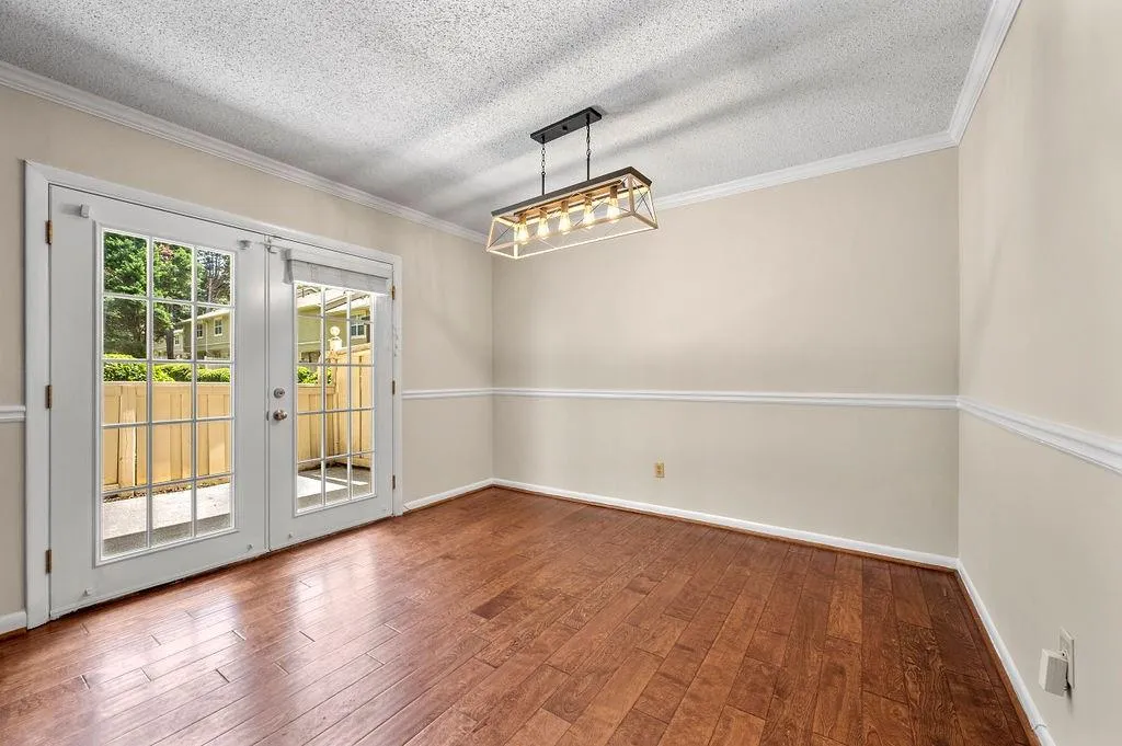 6900 Roswell Road Road Unit G3, Atlanta, Georgia 30328, 3 Bedrooms Bedrooms, ,2 BathroomsBathrooms,Residential,Sold,6900 Roswell Road Road Unit G3,7099372