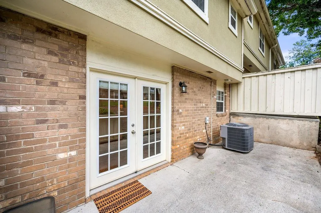 6900 Roswell Road Road Unit G3, Atlanta, Georgia 30328, 3 Bedrooms Bedrooms, ,2 BathroomsBathrooms,Residential,Sold,6900 Roswell Road Road Unit G3,7099372