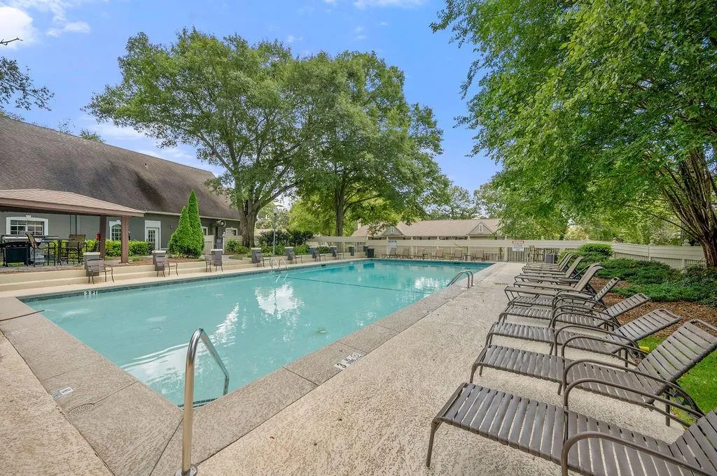 6900 Roswell Road Road Unit G3, Atlanta, Georgia 30328, 3 Bedrooms Bedrooms, ,2 BathroomsBathrooms,Residential,Sold,6900 Roswell Road Road Unit G3,7099372