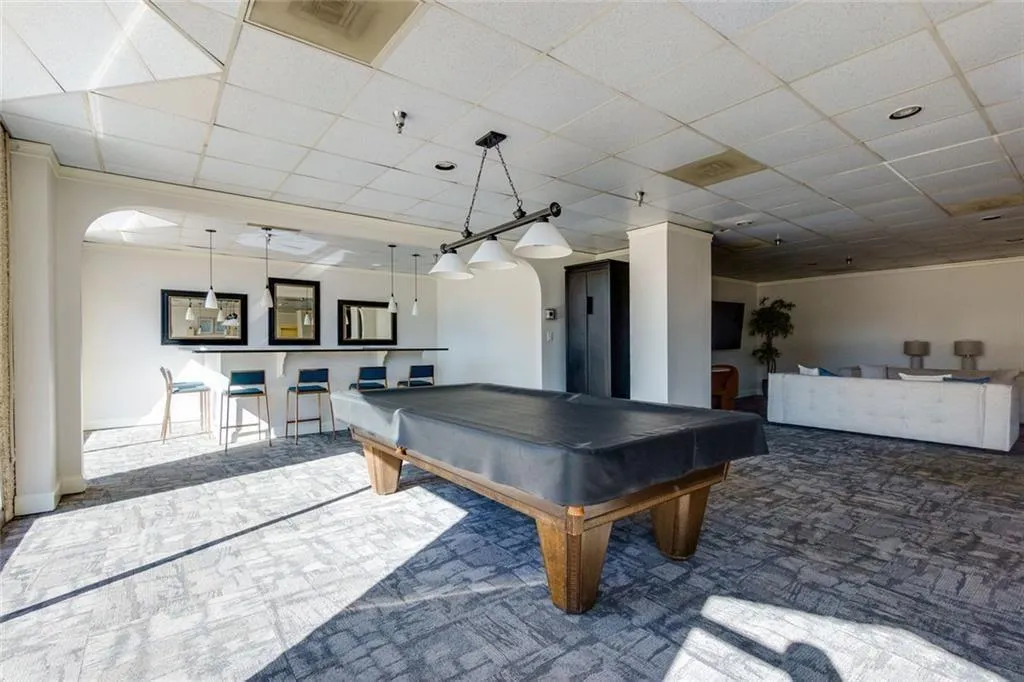 2479 Peachtree Road Ne Unit #1203, Atlanta, Georgia 30305, 1 Bedroom Bedrooms, 0 ,1 BathroomBathrooms,Residential,For Sale,2479 Peachtree Road Ne Unit #1203,7788453