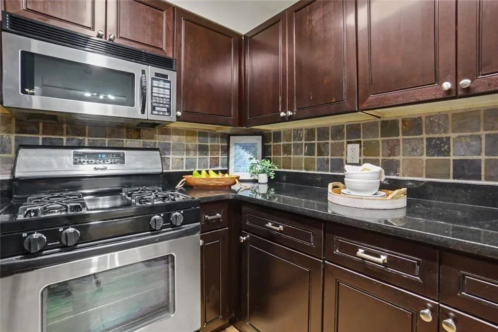 2479 Peachtree Road Ne Unit #1203, Atlanta, Georgia 30305, 1 Bedroom Bedrooms, 0 ,1 BathroomBathrooms,Residential,For Sale,2479 Peachtree Road Ne Unit #1203,7788453