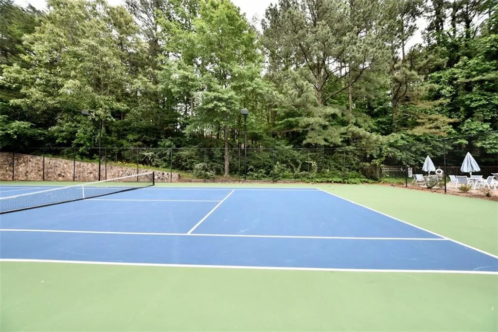 703 Masons Creek Circle, Sandy Springs, Georgia 30350, 2 Bedrooms Bedrooms, ,2 BathroomsBathrooms,Residential,Sold,703 Masons Creek Circle,5689345