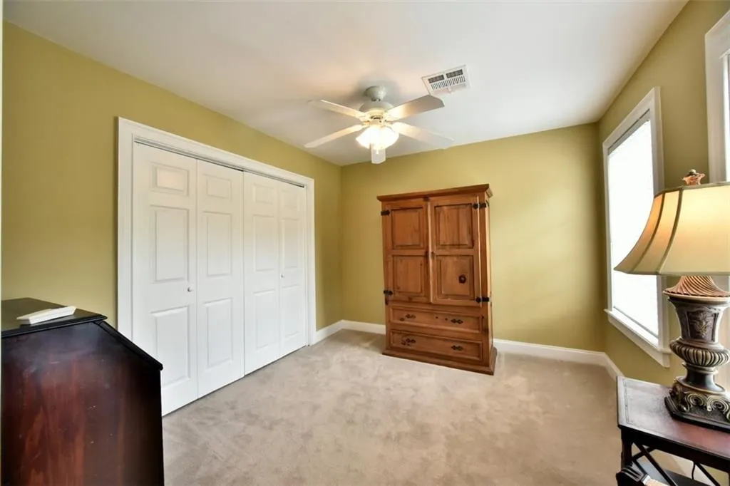 703 Masons Creek Circle, Sandy Springs, Georgia 30350, 2 Bedrooms Bedrooms, ,2 BathroomsBathrooms,Residential,Sold,703 Masons Creek Circle,5689345