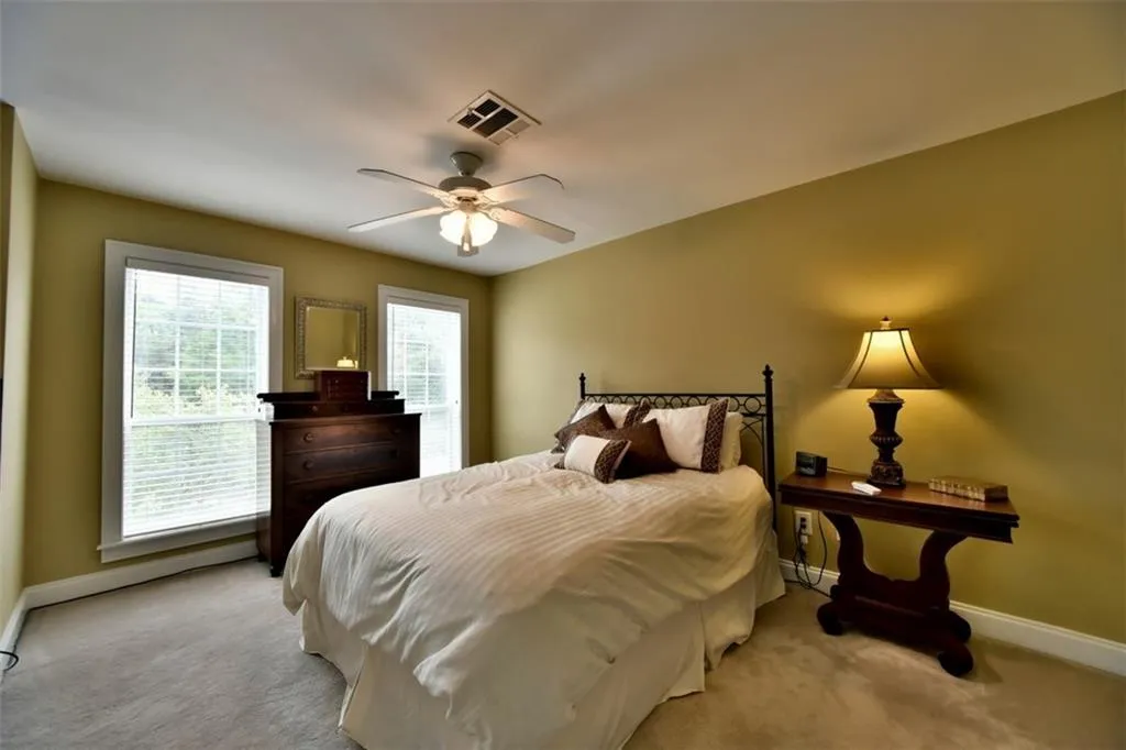 703 Masons Creek Circle, Sandy Springs, Georgia 30350, 2 Bedrooms Bedrooms, ,2 BathroomsBathrooms,Residential,Sold,703 Masons Creek Circle,5689345