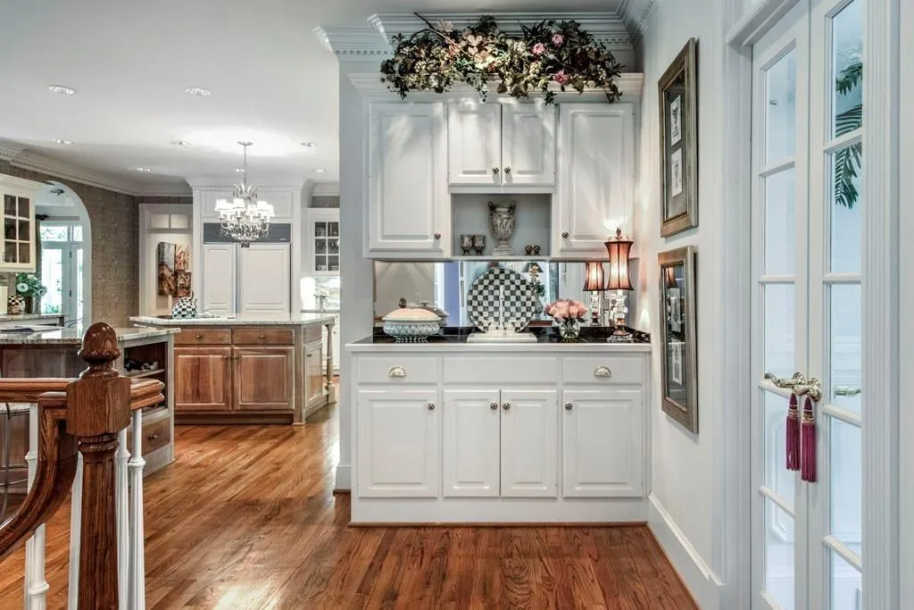 125 Sentinae Close, Sandy Springs, Georgia 30350, 5 Bedrooms Bedrooms, ,6 BathroomsBathrooms,Residential,Sold,125 Sentinae Close,6510263