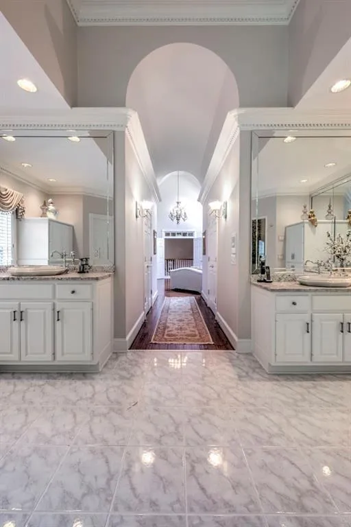 125 Sentinae Close, Sandy Springs, Georgia 30350, 5 Bedrooms Bedrooms, ,6 BathroomsBathrooms,Residential,Sold,125 Sentinae Close,6510263