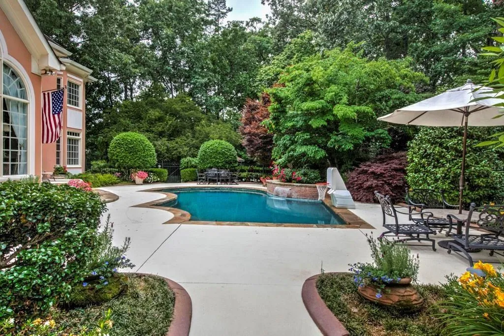 125 Sentinae Close, Sandy Springs, Georgia 30350, 5 Bedrooms Bedrooms, ,6 BathroomsBathrooms,Residential,Sold,125 Sentinae Close,6510263